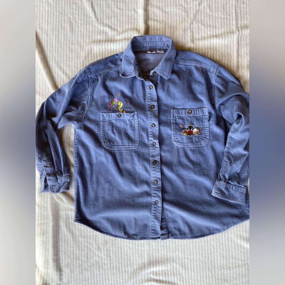 Looney Tunes Vintage button up corduroy shirt size Large